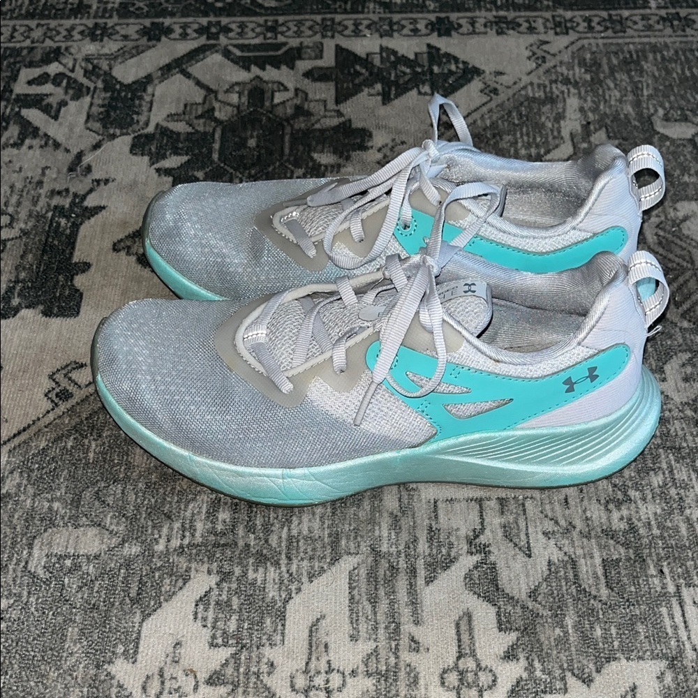 Under Armour Women's Charged Breathe TR 2 Training Shoes size 7.5 - Picture 2 of 10